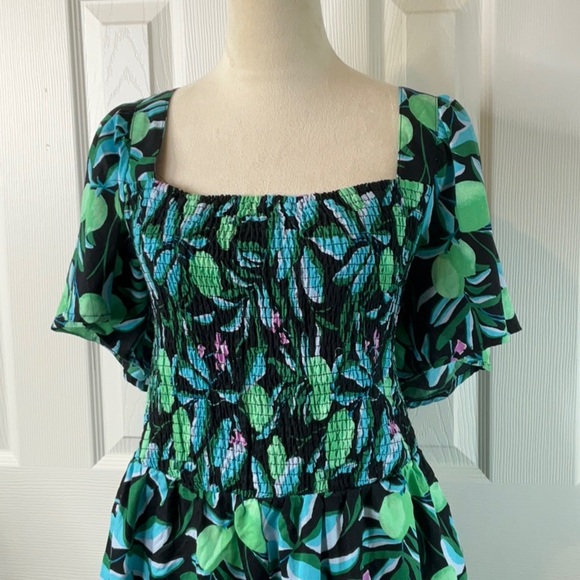 Ava & Viv Women's Flutter Short Sleeve Smocked Mini Romper Size XXL - Picture 4 of 11